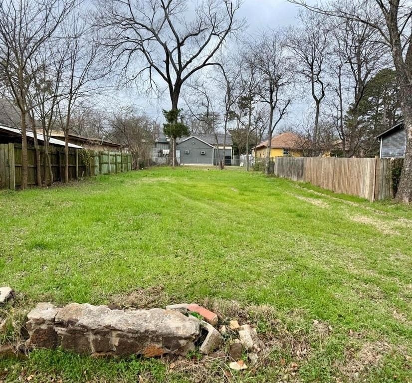 0.17 acres in Smith County - photo 4