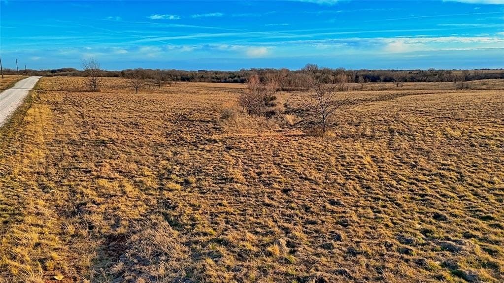 10.01 acres in Montague County - photo 11