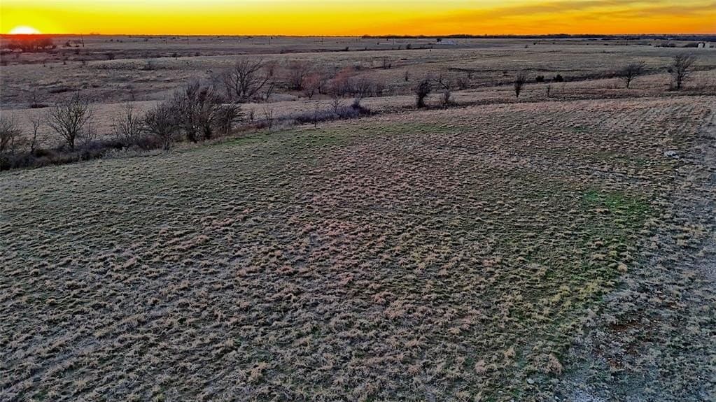 10.01 acres in Montague County - photo 8