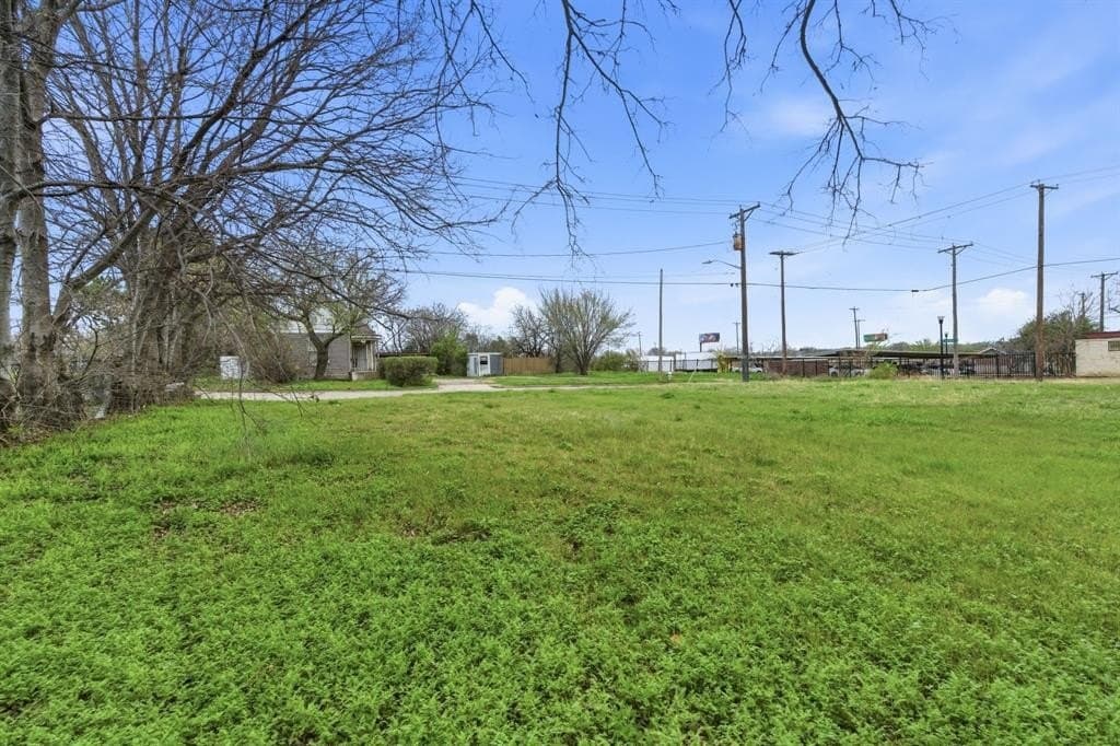 0.05 acres in Tarrant County - photo 12