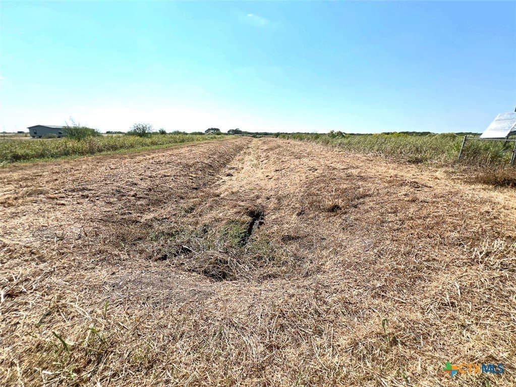 21.88 acres in Victoria County - photo 7