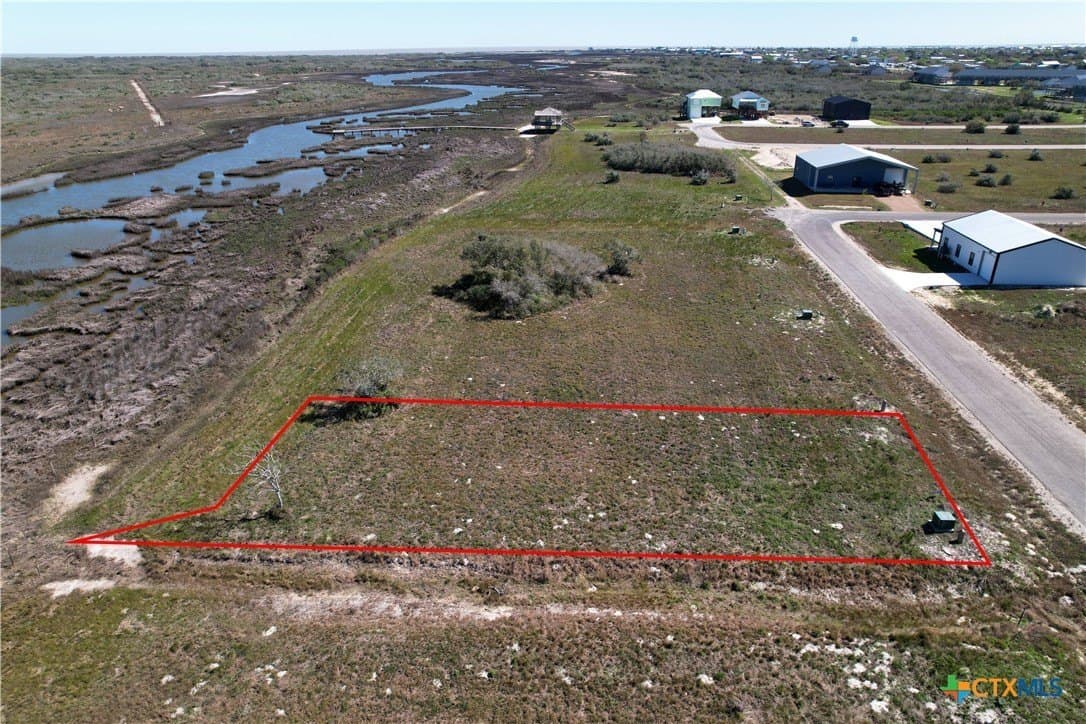 0.45 acres in Calhoun County - photo 5