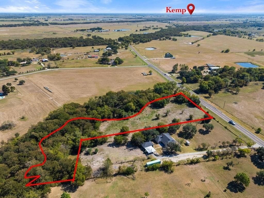 3.6 acres in Kaufman County - photo 2
