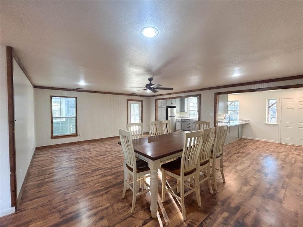 519.87 acres in Ellis County - photo 7