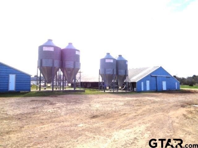 80 acres in Upshur County - photo 4