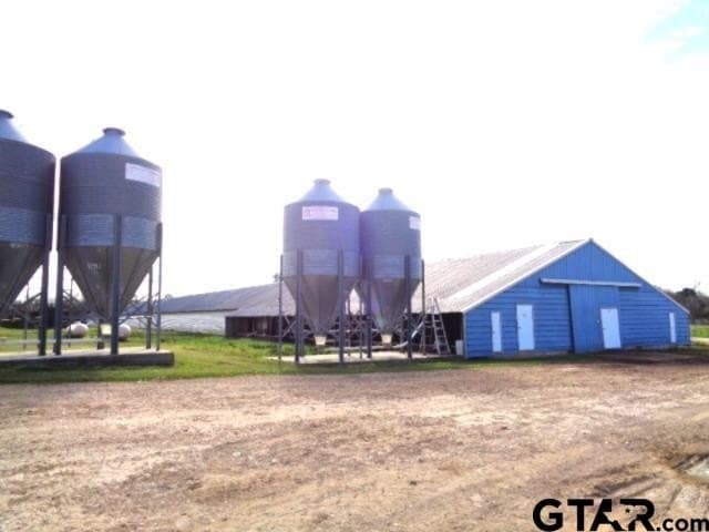 80 acres in Upshur County - photo 5