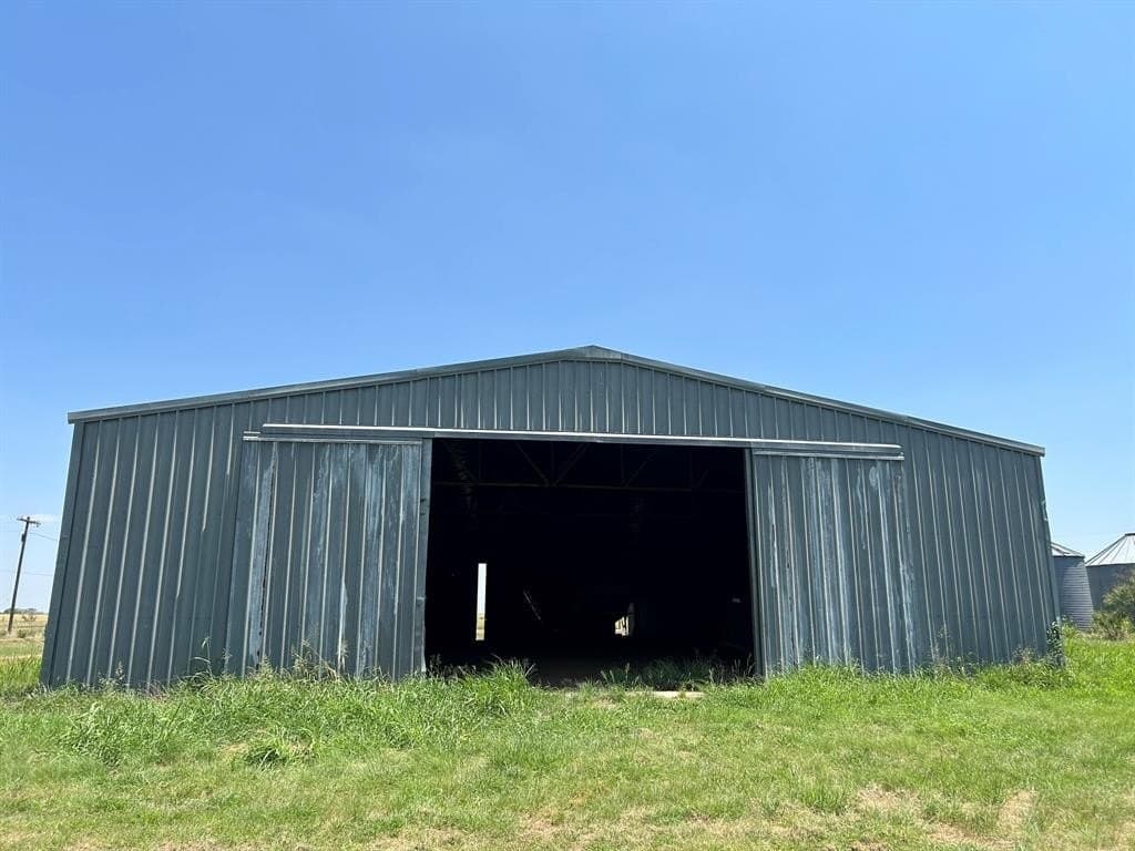 295 acres in Archer County - photo 21