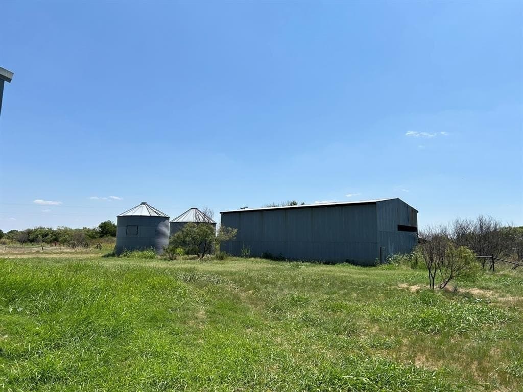 295 acres in Archer County - photo 22