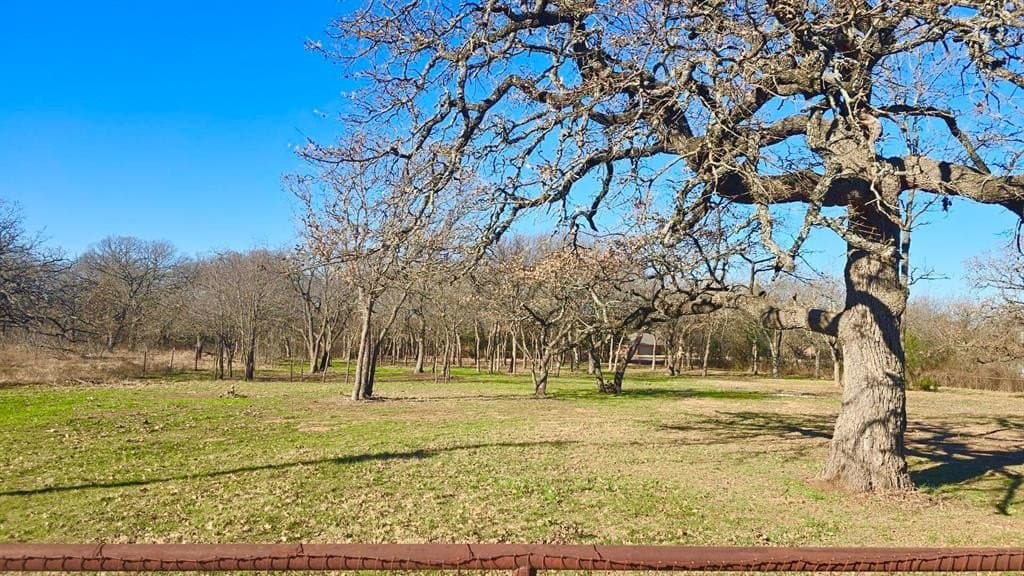 2.04 acres in Tarrant County - photo 8