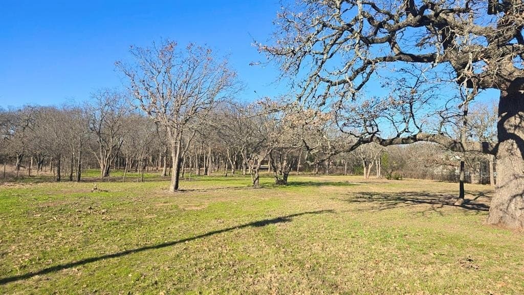 2.04 acres in Tarrant County - photo 9
