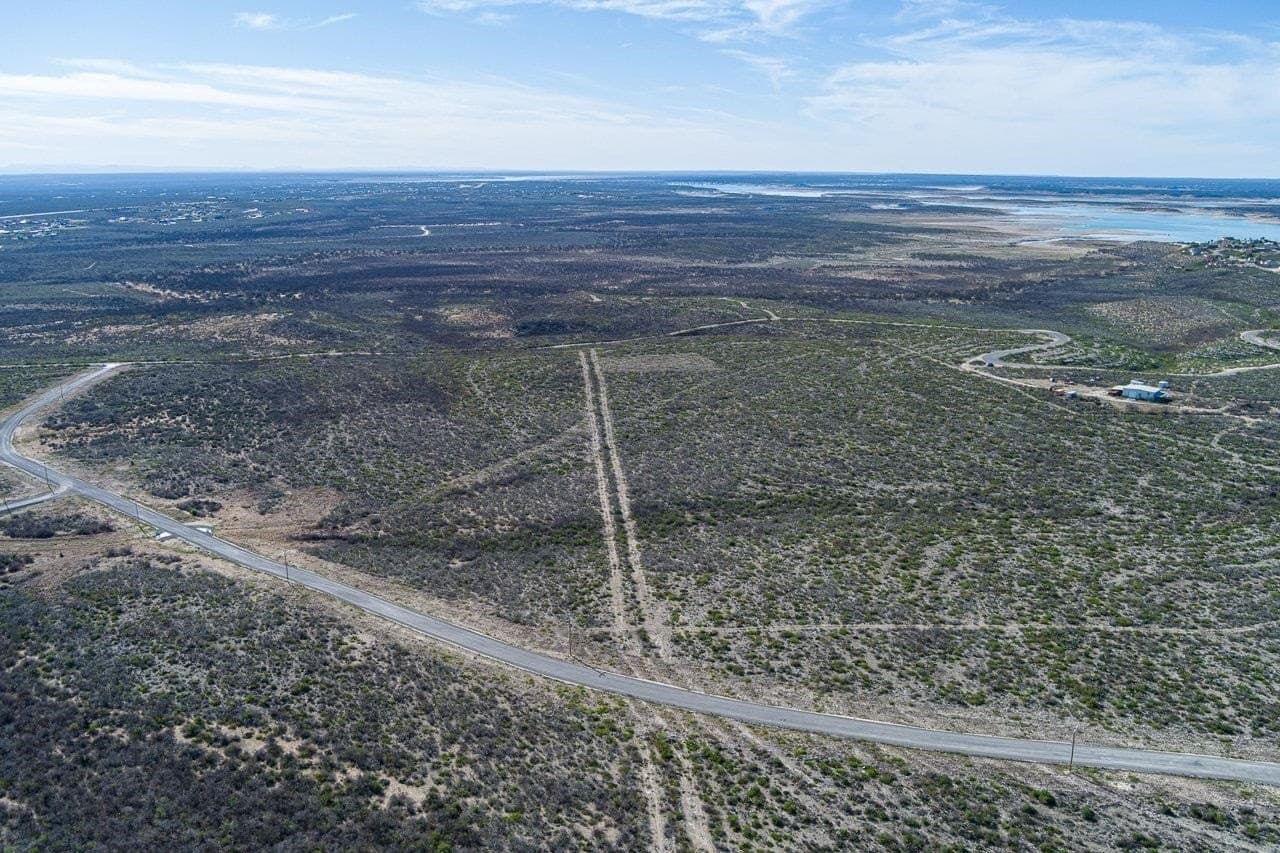 13.35 acres in Val Verde County - photo 3