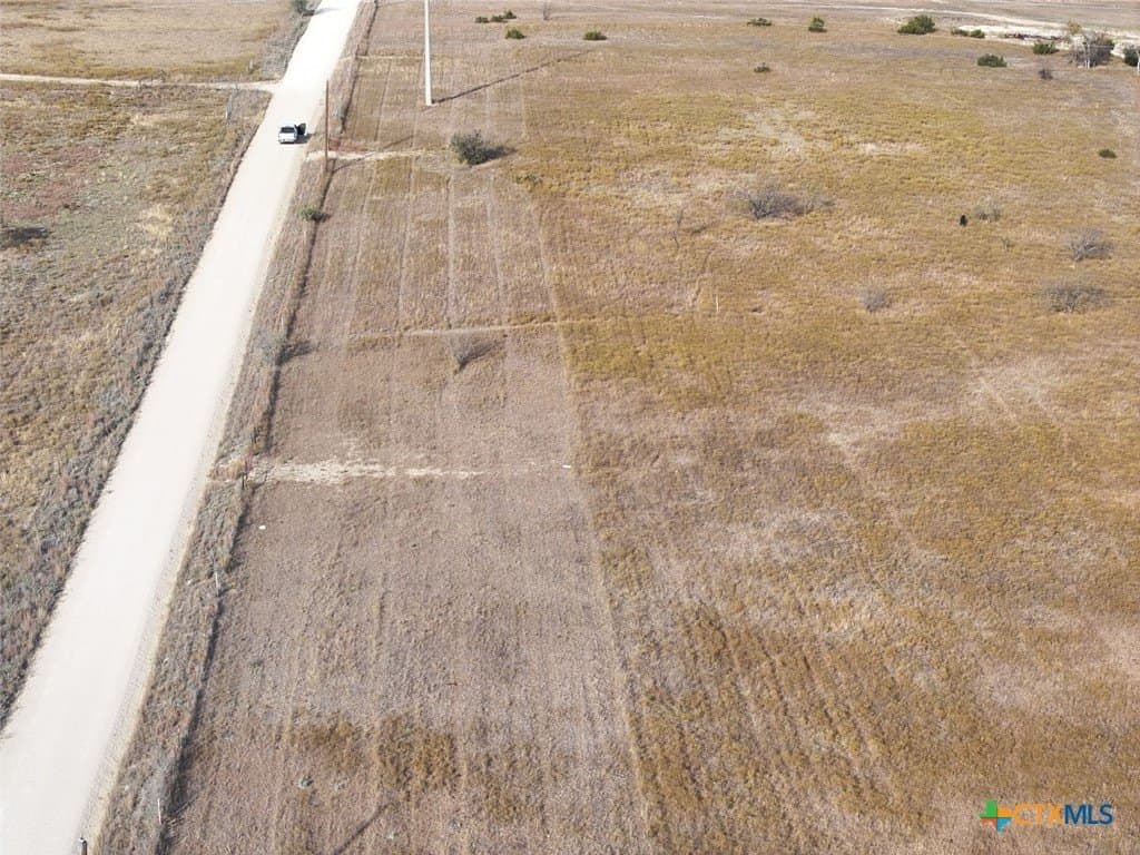 10 acres in Hamilton County - photo 9