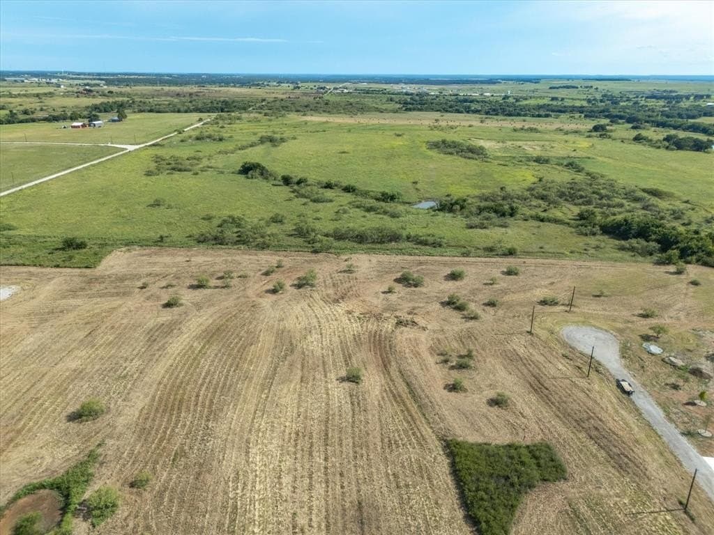 2 acres in Montague County - photo 27
