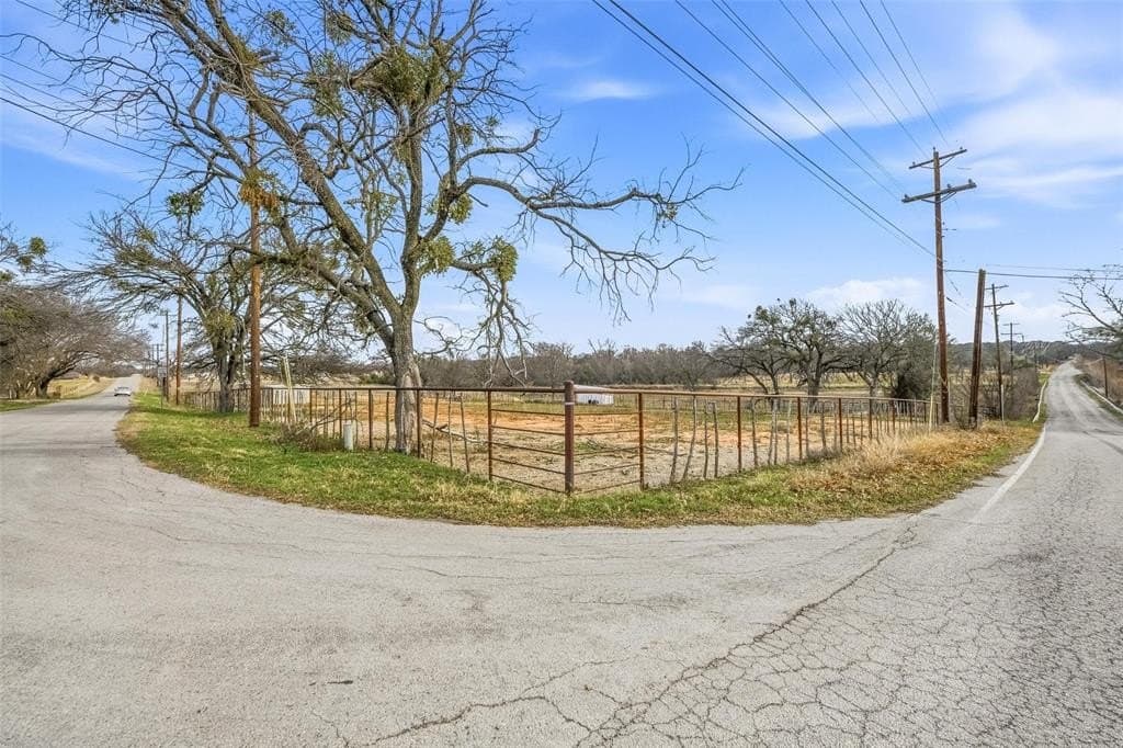 9.81 acres in Parker County - photo 25