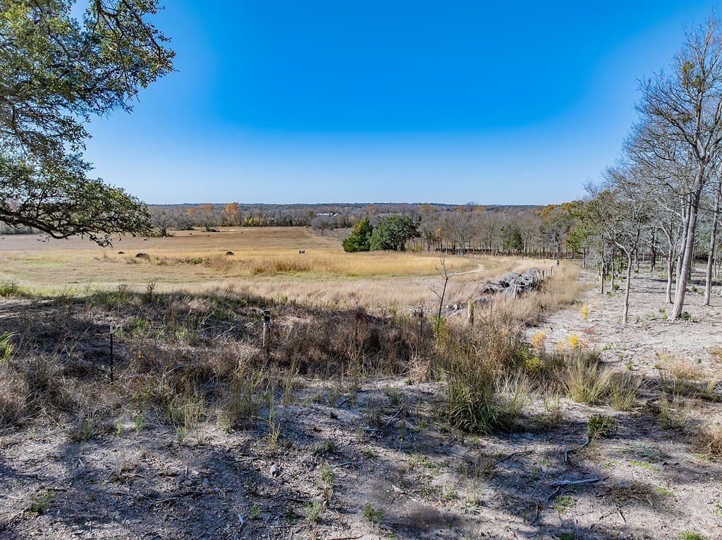 20.56 acres in Fayette County - photo 2