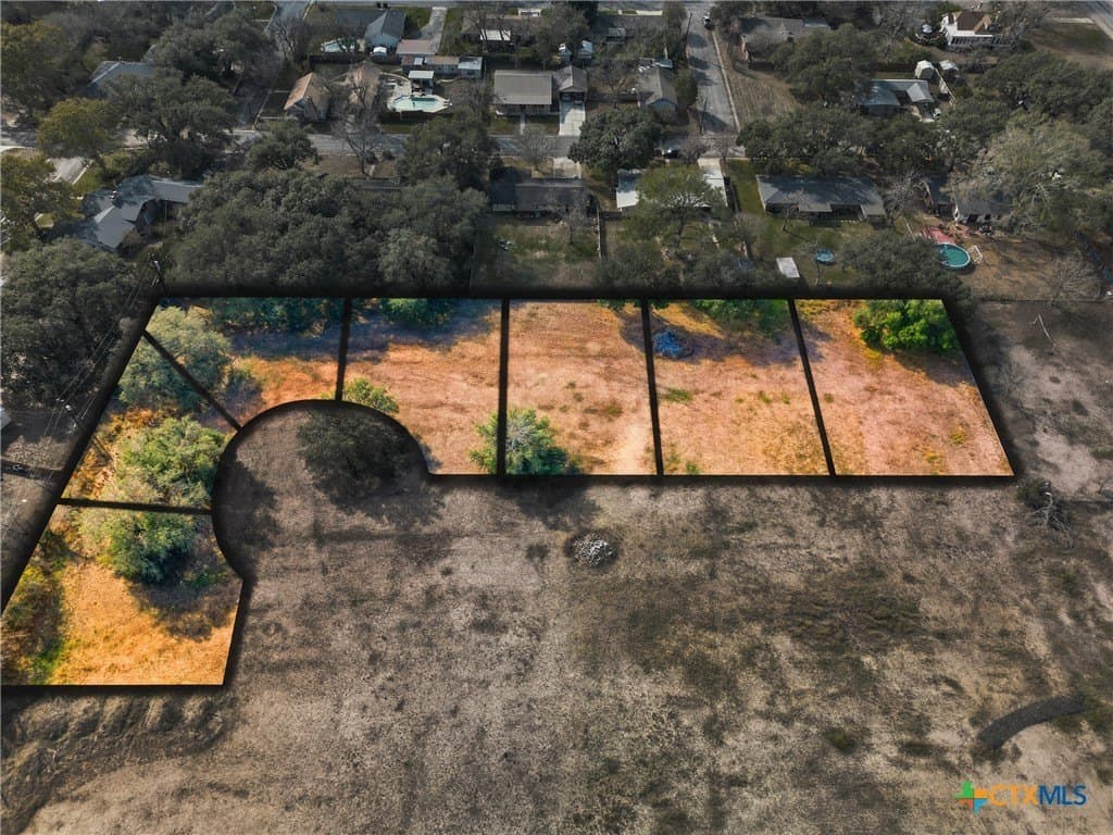 5.79 acres in Gonzales County - photo 3