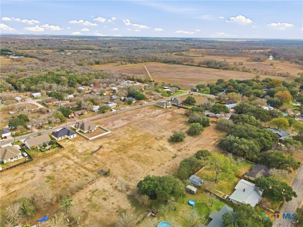 5.79 acres in Gonzales County - photo 11