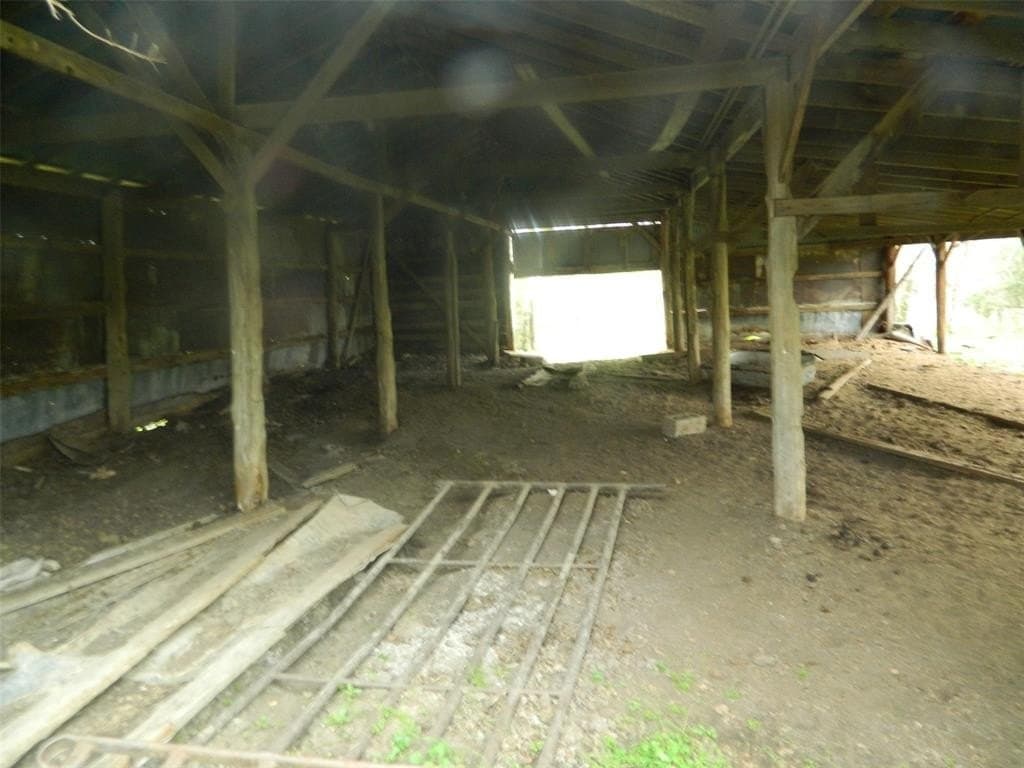 80.72 acres in Freestone County - photo 5