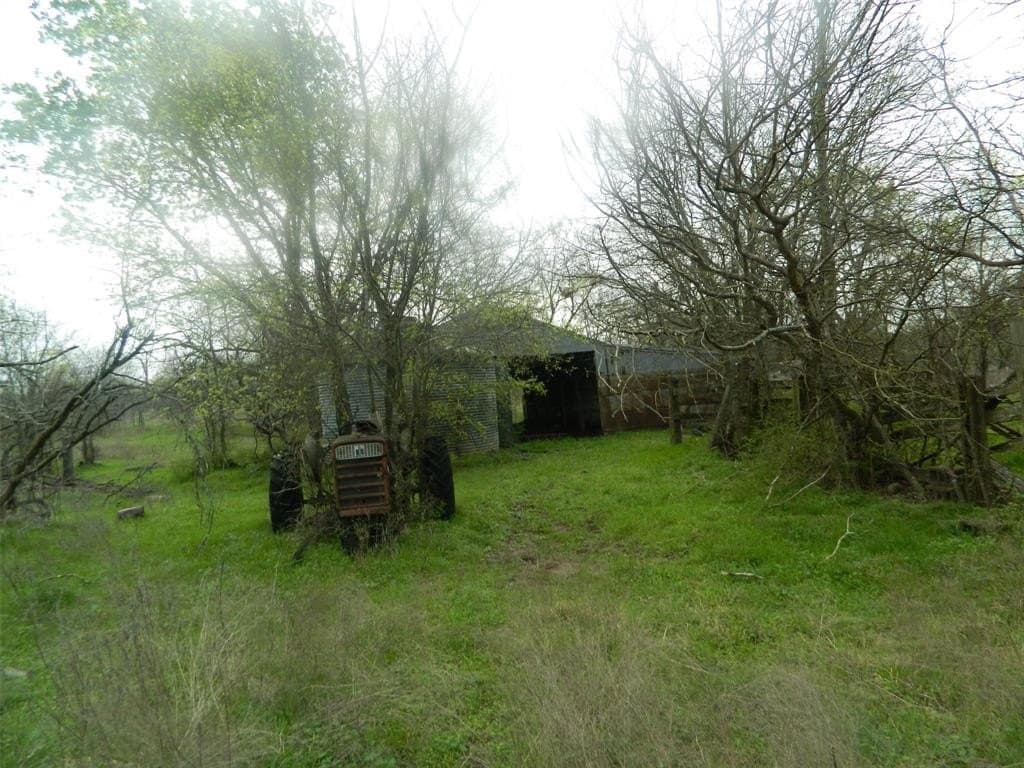 80.72 acres in Freestone County - photo 8