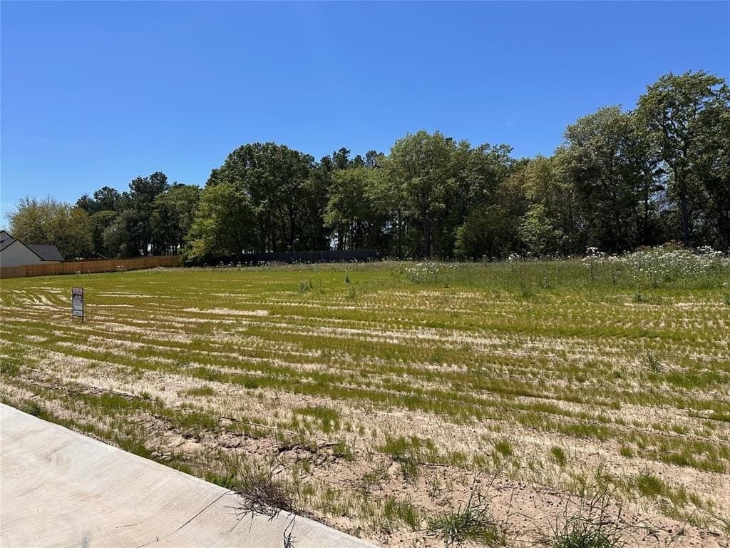 0.5 acres in Smith County - photo 4