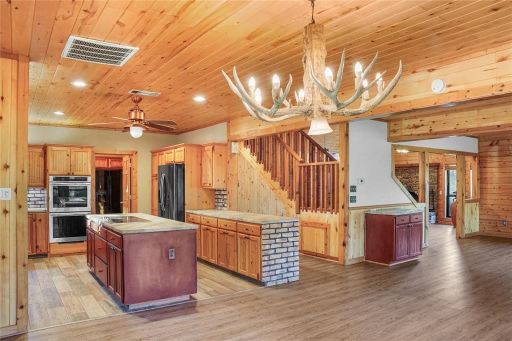 100 acres in Van Zandt County - photo 8