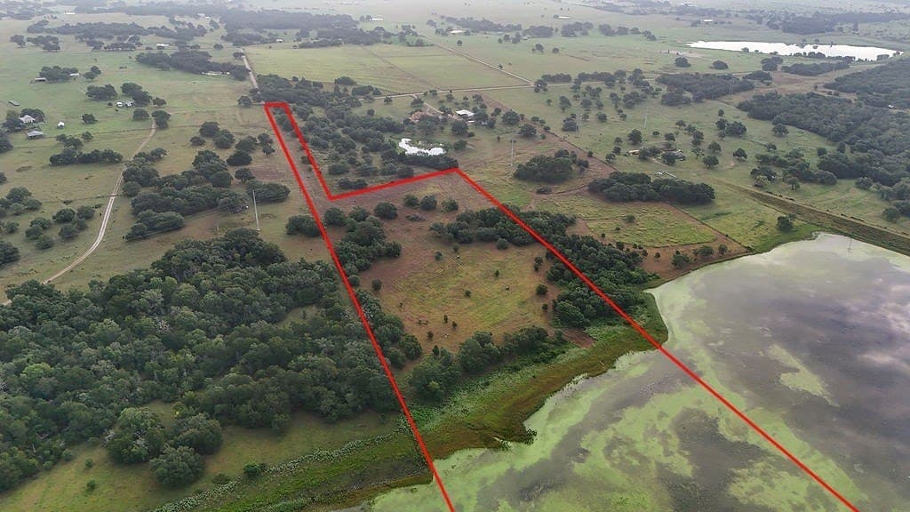 16.02 acres in Fayette County - photo 5