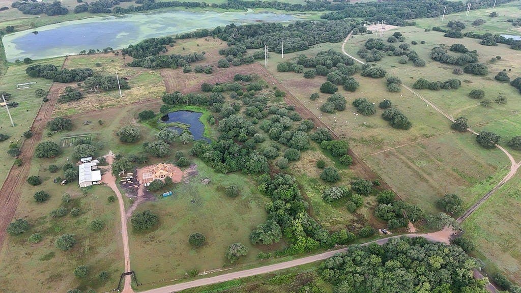 16.02 acres in Fayette County - photo 2