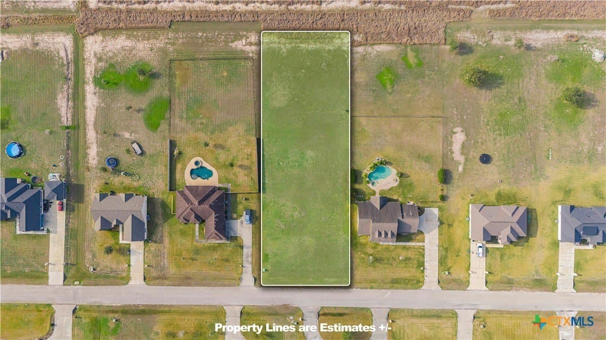 1 acres in Victoria County - photo 2