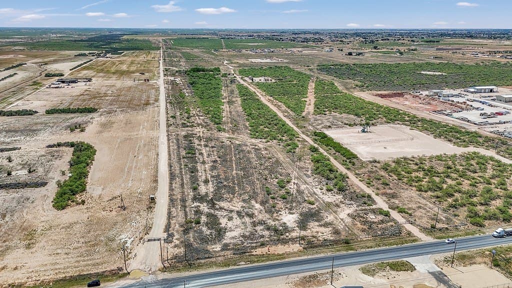 42.15 acres in Midland County - photo 10