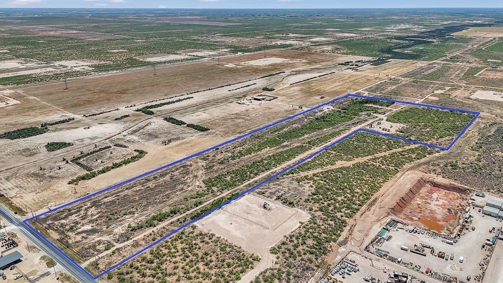 42.15 acres in Midland County - photo 3