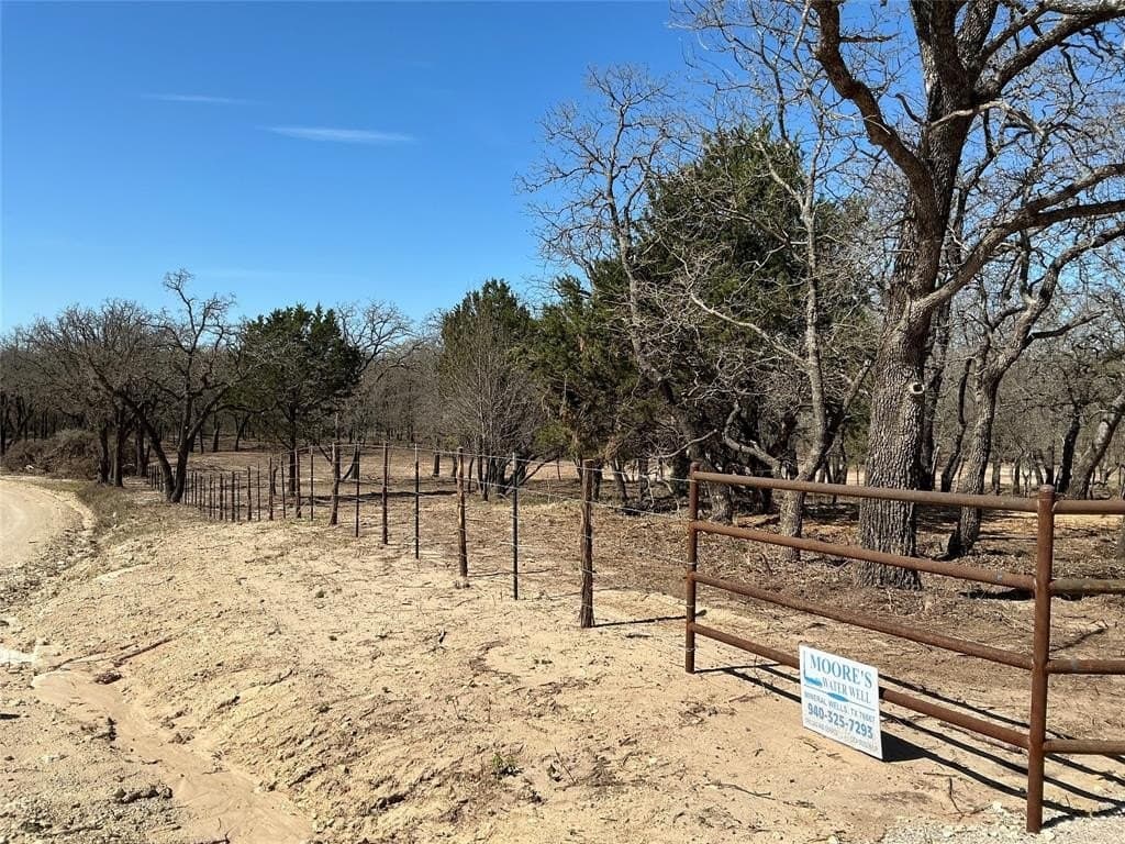 10.77 acres in Erath County - photo 4