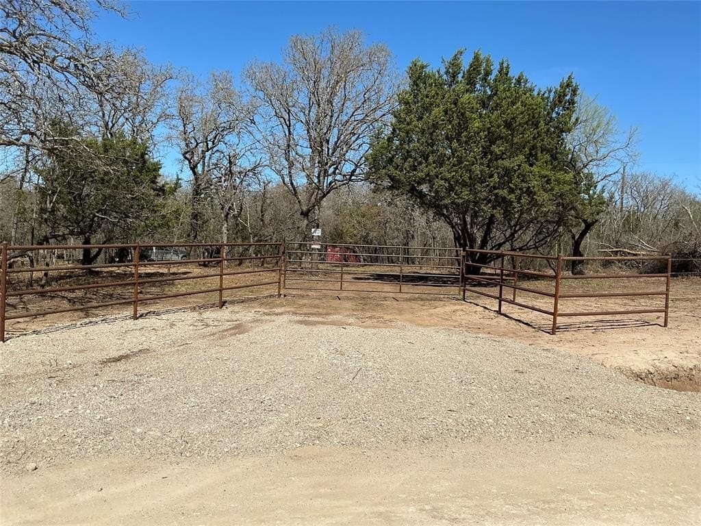 10.77 acres in Erath County - photo 3
