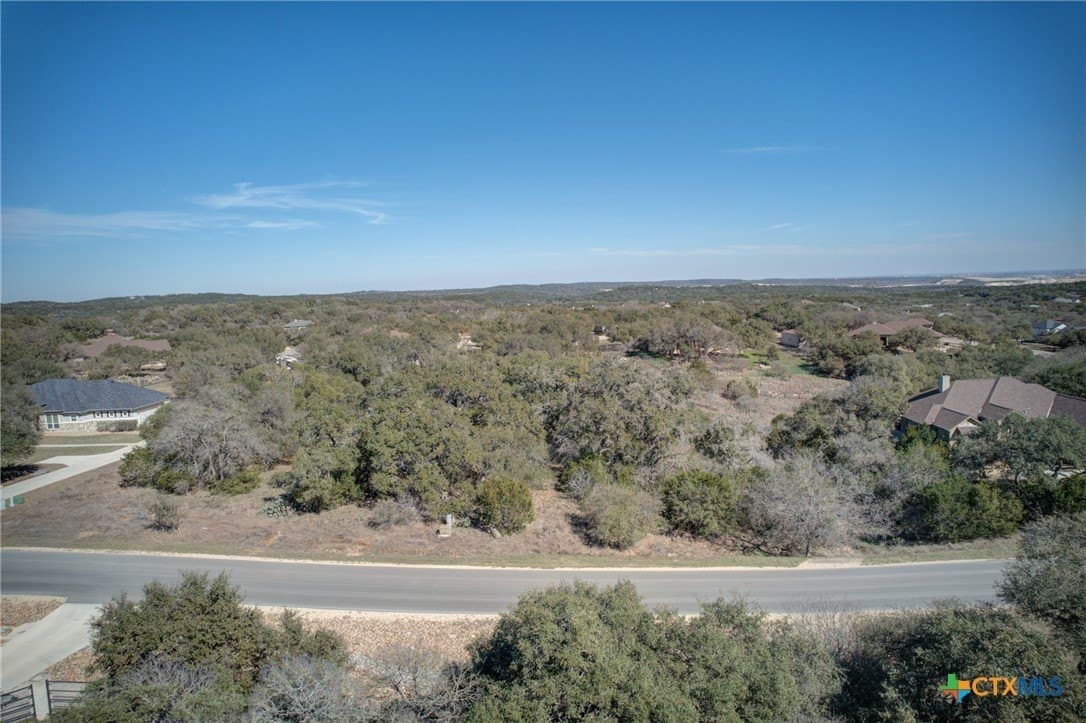 2 acres in Comal County - photo 4