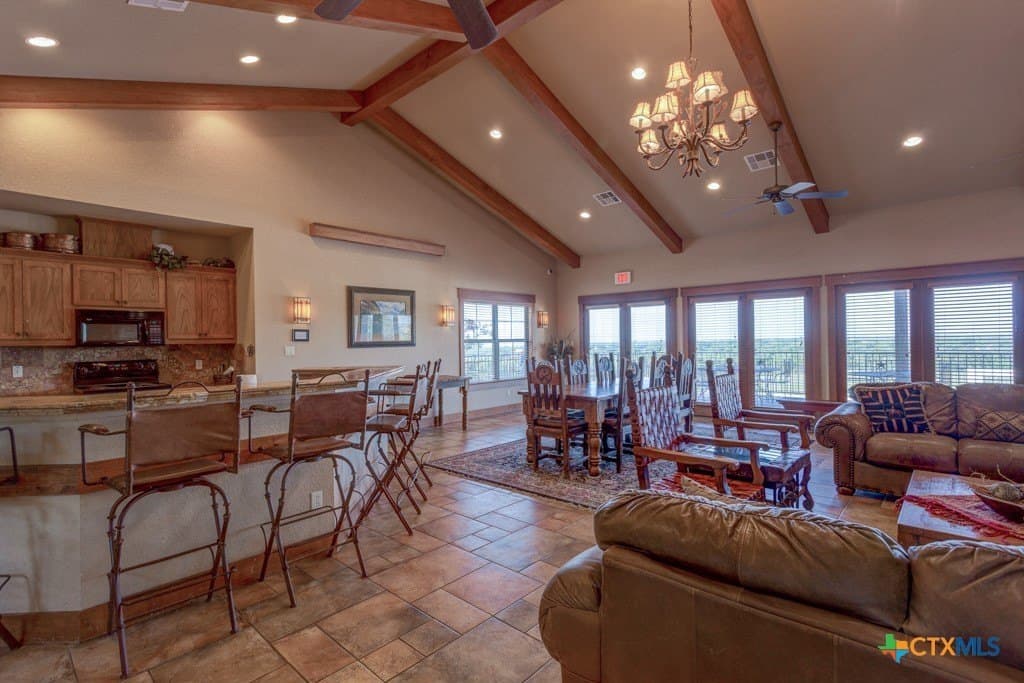 2 acres in Comal County - photo 13