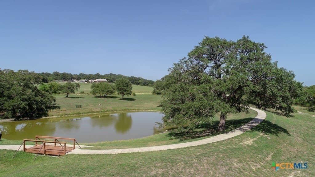 2 acres in Comal County - photo 15