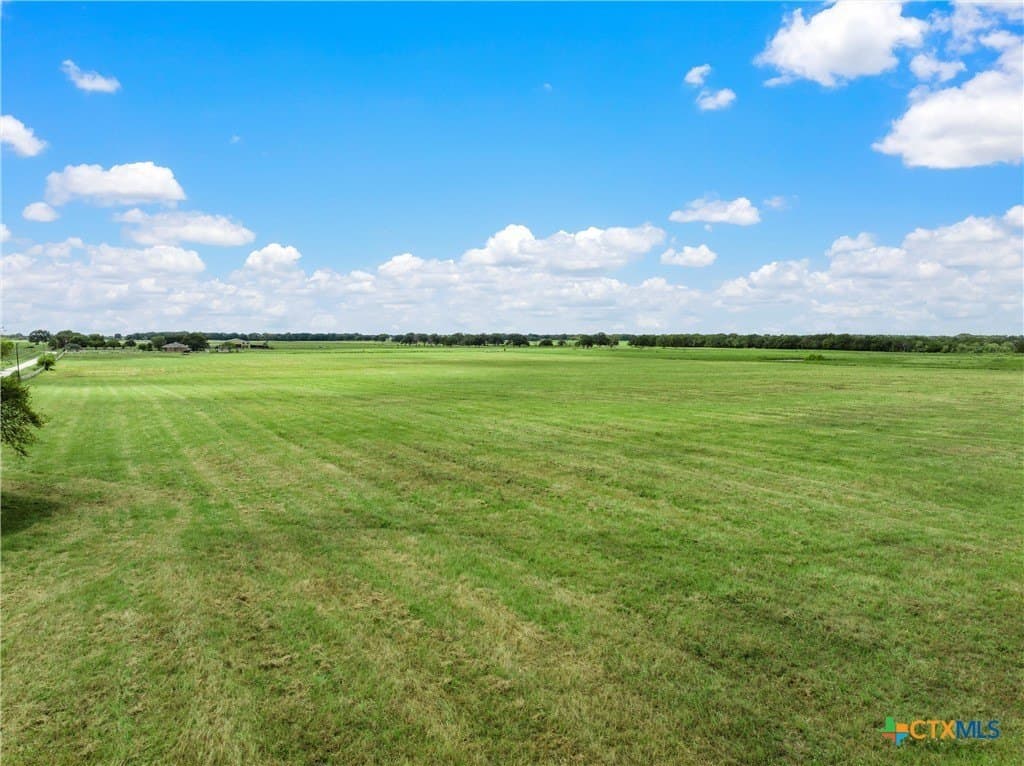 187.62 acres in Hill County - photo 14