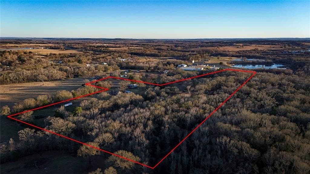 40.18 acres in Henderson County - photo 7