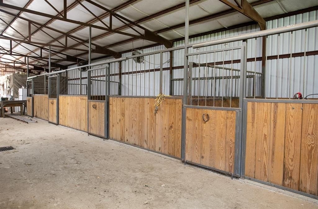 24.99 acres in Kaufman County - photo 37