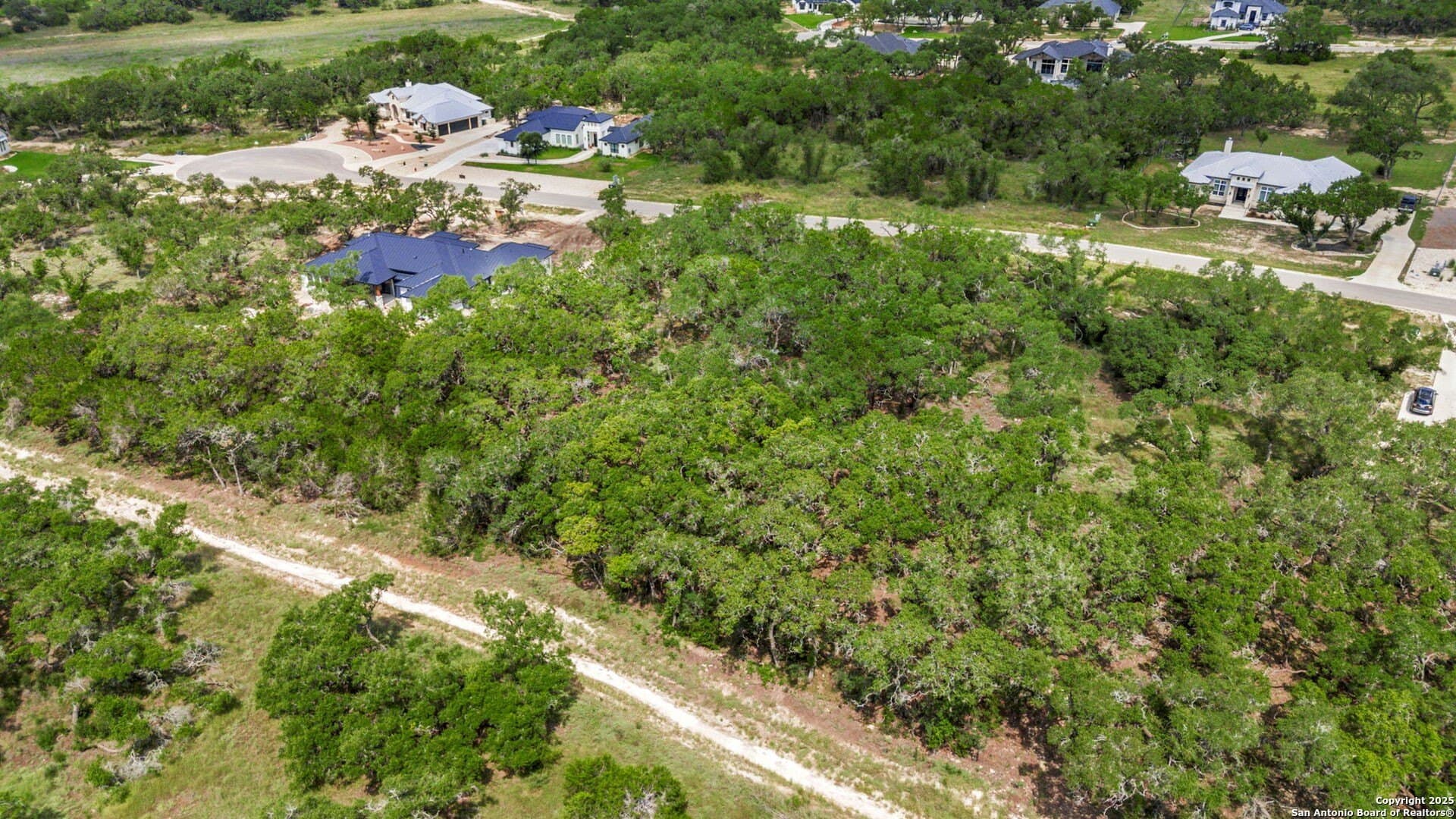 1.01 acres in Comal County - photo 9