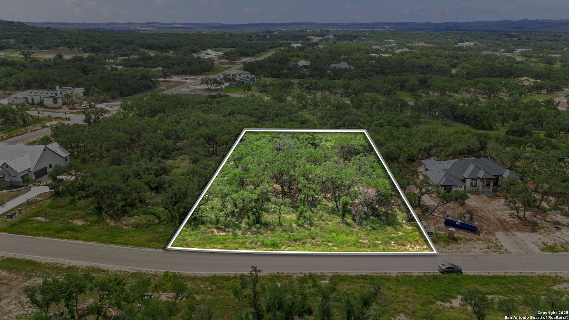 1.01 acres in Comal County - photo 2