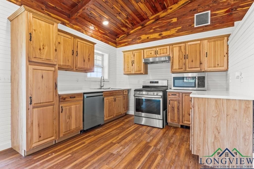 20 acres in Upshur County - photo 7