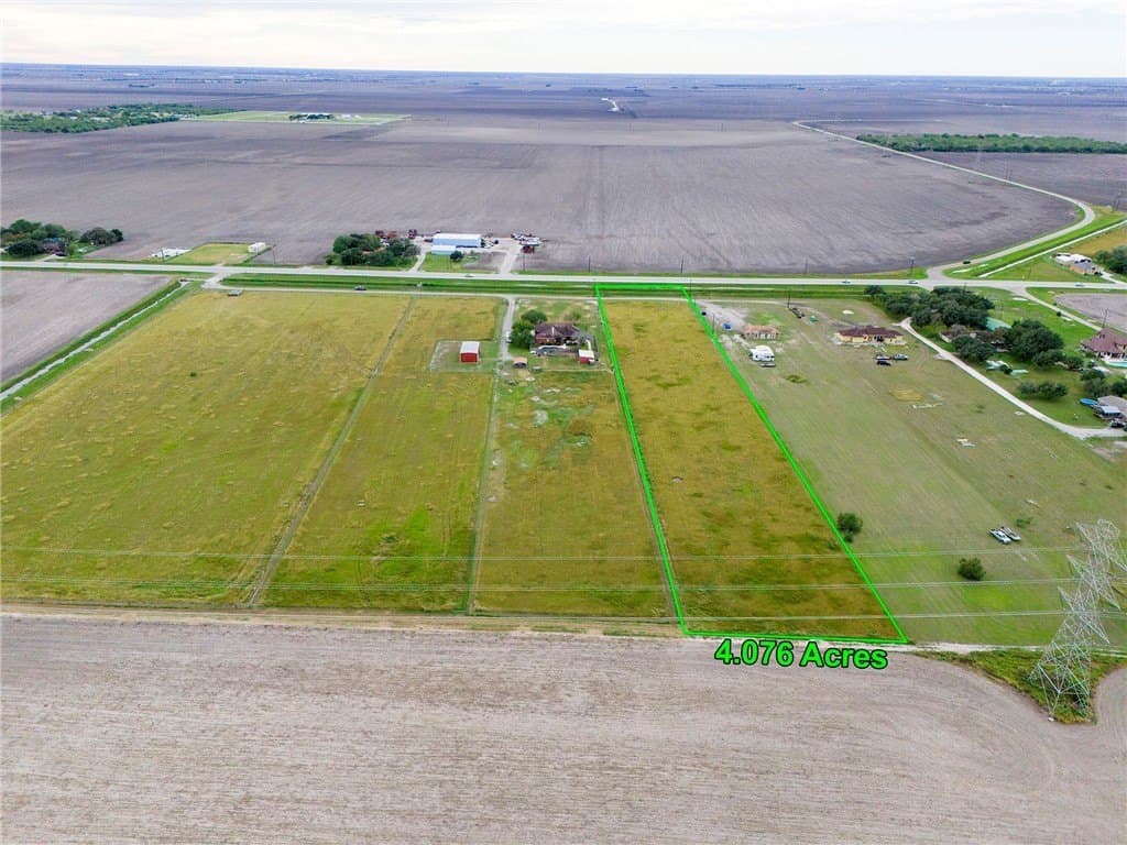 4.08 acres in Nueces County - photo 5
