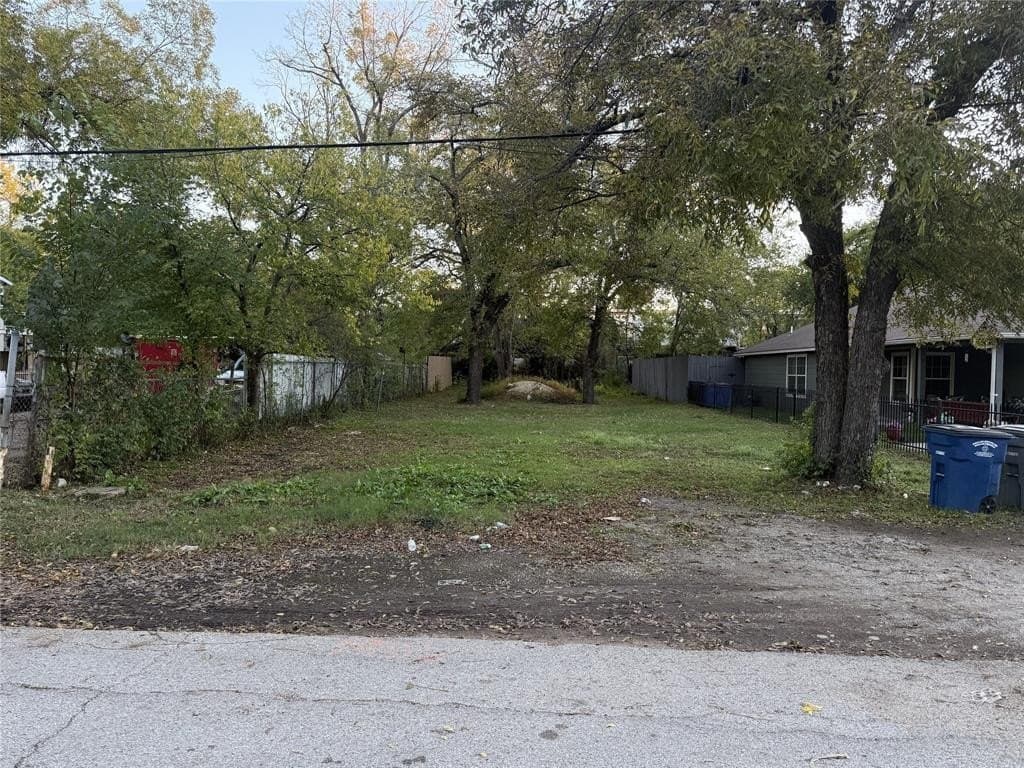 0.21 acres in Dallas County - photo 7