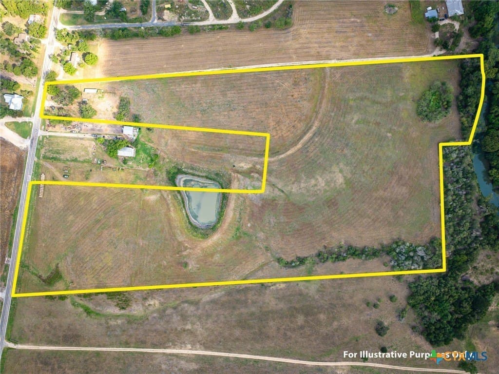 21.47 acres in Guadalupe County - photo 7