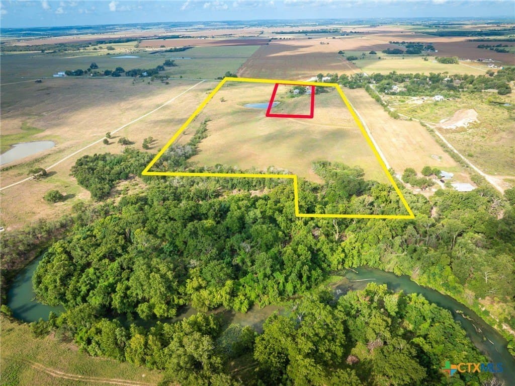 21.47 acres in Guadalupe County - photo 8