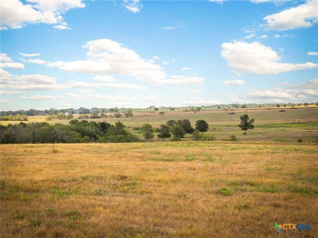 21.47 acres in Guadalupe County - photo 15