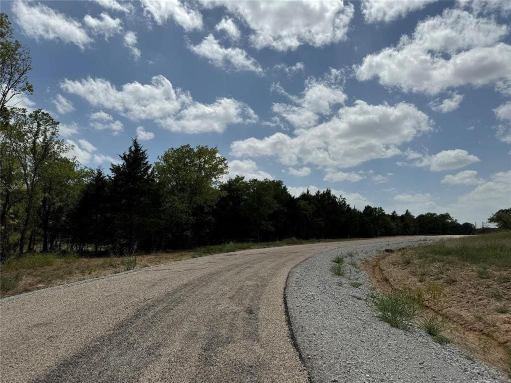 10 acres in Wise County - photo 9