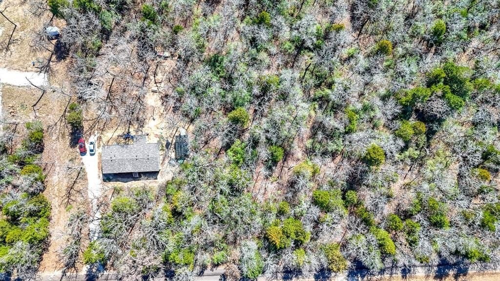 1 acres in Freestone County - photo 9