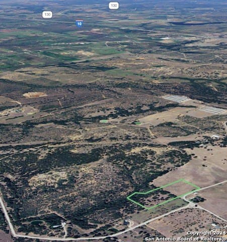 10.02 acres in Guadalupe County - photo 2