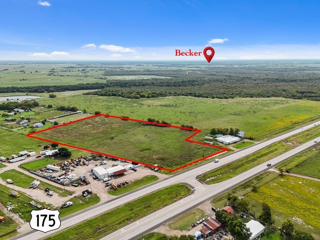 10 acres in Kaufman County - photo 5